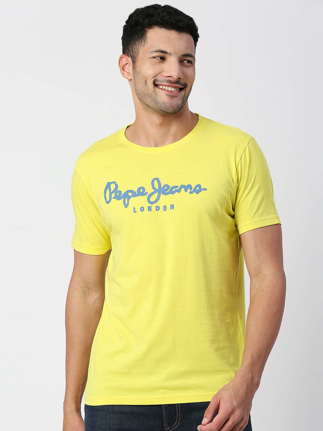 

Pepe Jeans Men Yellow Cotton Typography Printed T-shirt