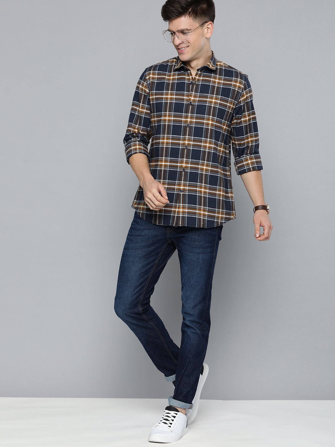 

Mast & Harbour Men Tartan Checks Casual Shirt, Navy blue