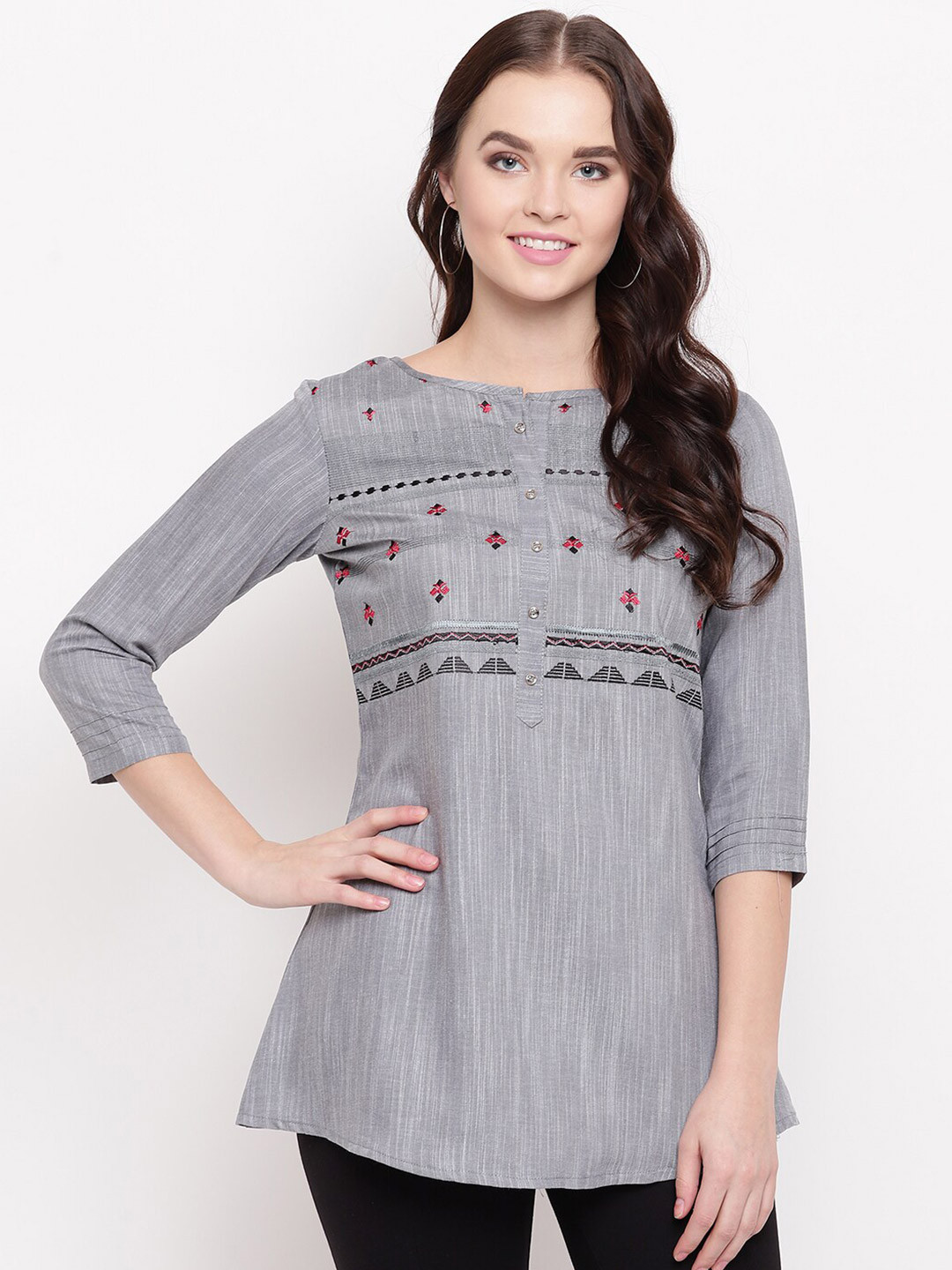 

Kvsfab Grey Floral Embroidered Top