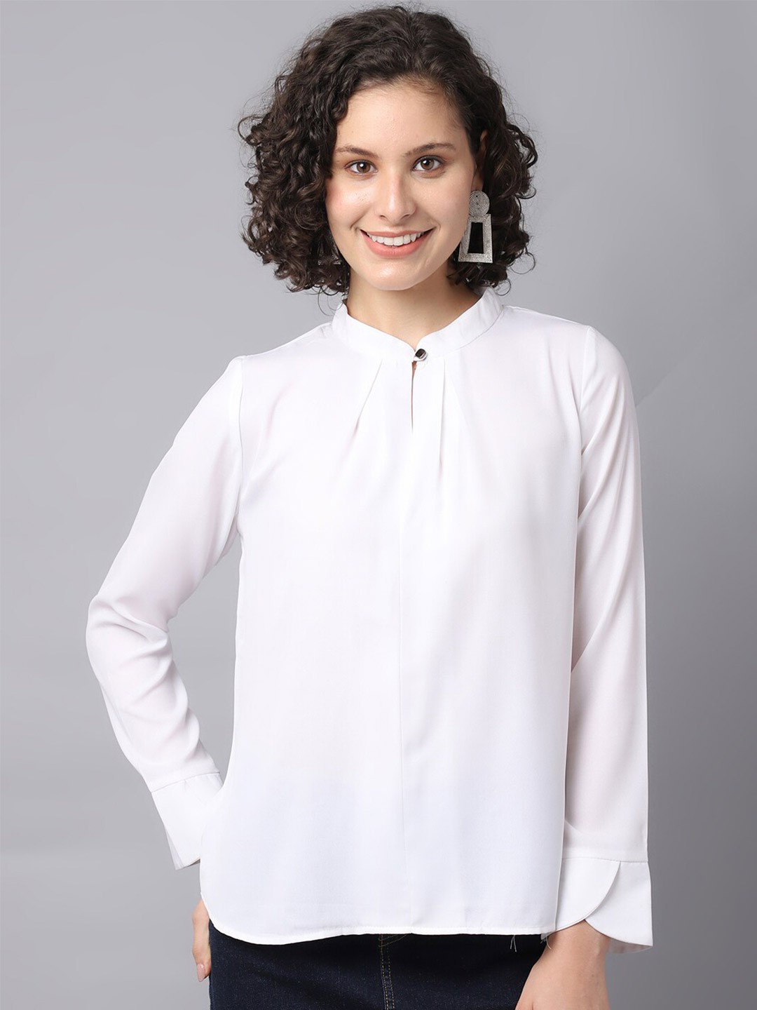 

La Zoire White Mandarin Collar Georgette Top