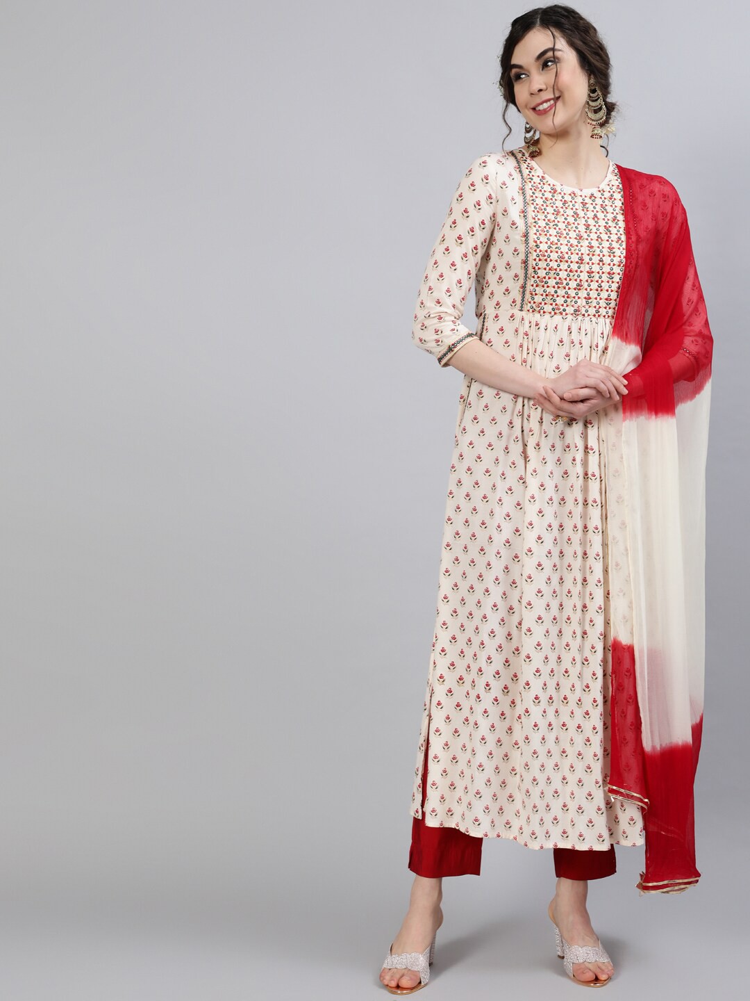

INDIE CLOSET Women Cream Ethnic Motifs Printed Pleated Kurta with Trouser & Dupatta