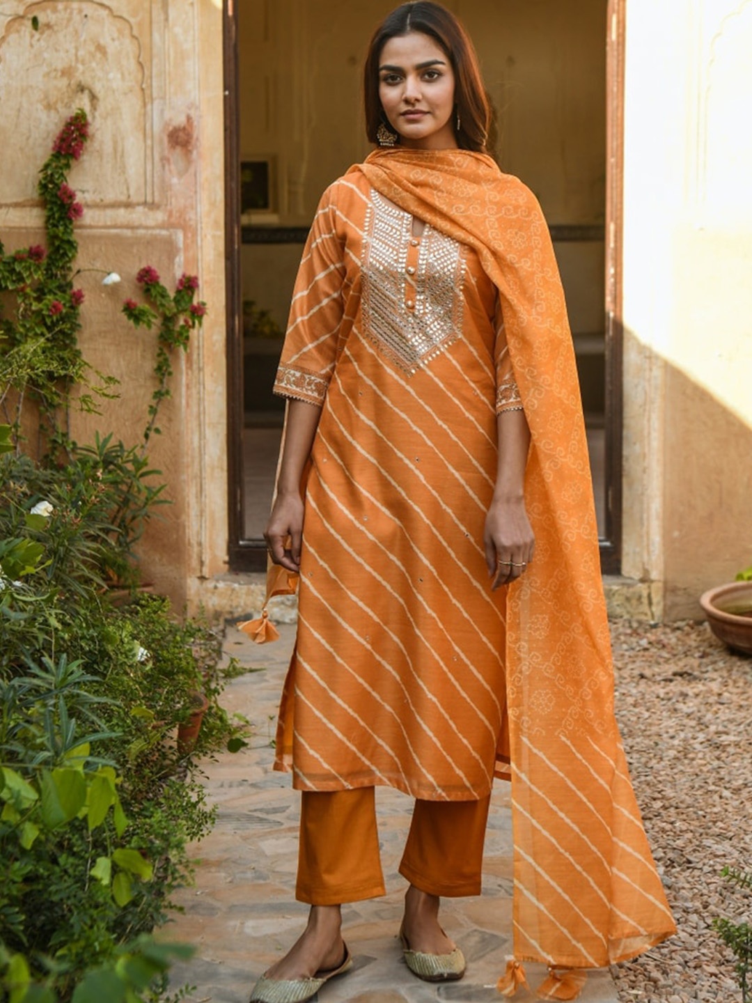 

KARAJ JAIPUR Women Mustard Yellow Printed Gotta Patti Kurta with Trousers & With Dupatta