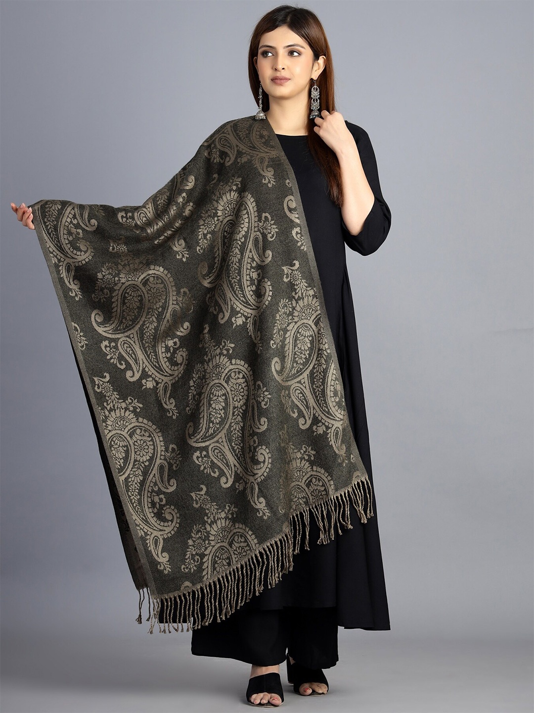 

HANDICRAFT PALACE Women Green & Beige Paisley Woven Design Wool Stole