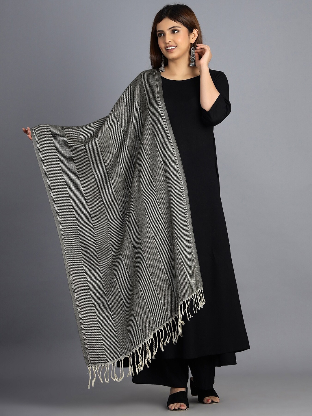 

HANDICRAFT PALACE Women Black & Grey Chevron Woven Design Wool Stole