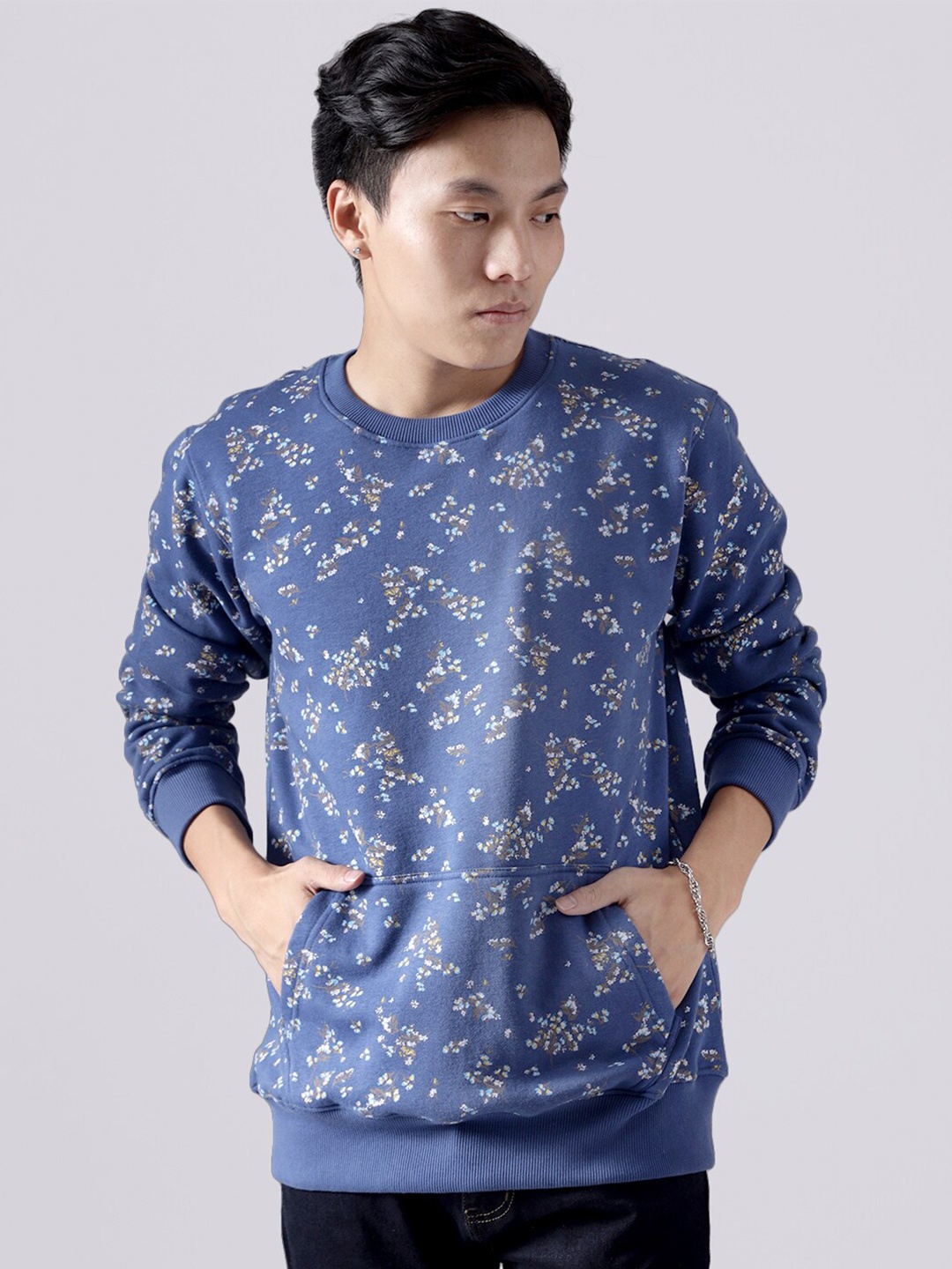 

MR BUTTON Men Blue Printed Sweatshirt