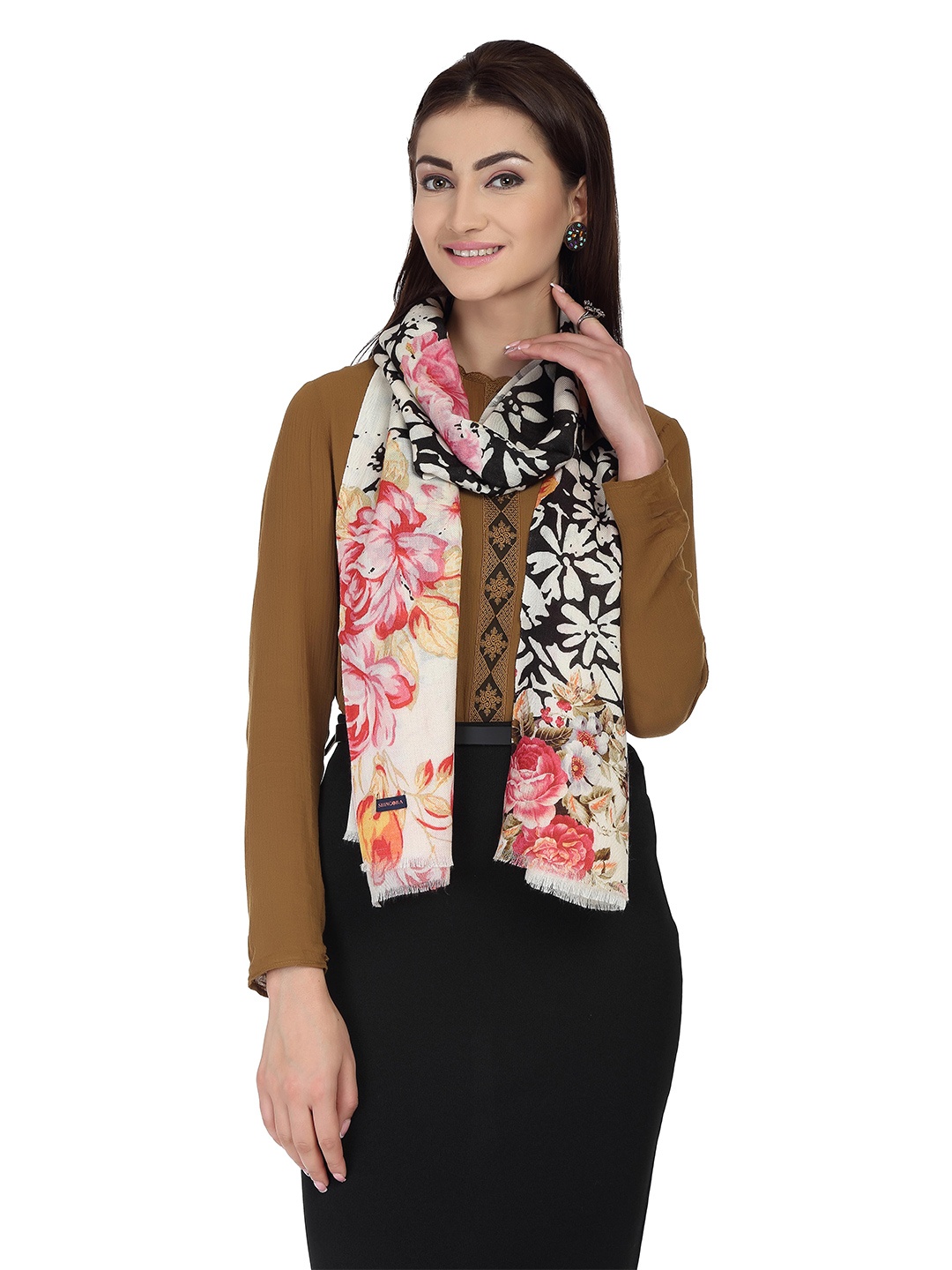 

SHINGORA Women White & Black Floral Printed Stole