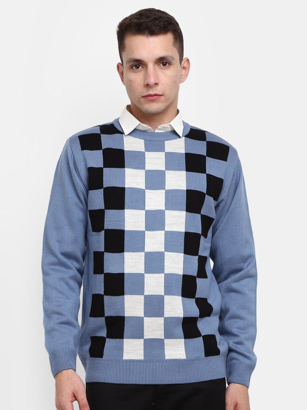 

V-Mart Men Blue & White Self Design Checked Cotton Sweater