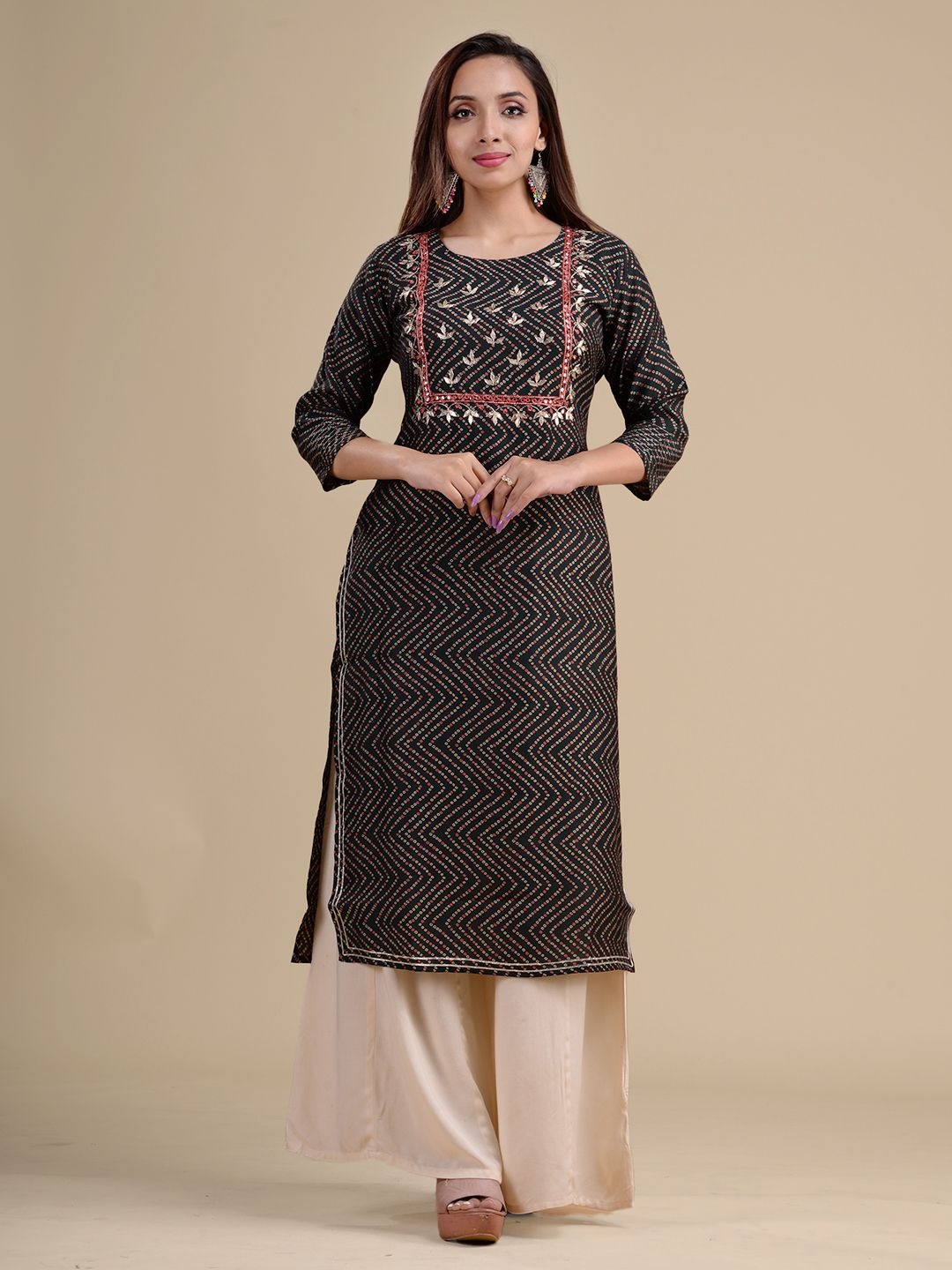 

Charukriti Chevron Printed Zardozi Pure Cotton Kurta, Black