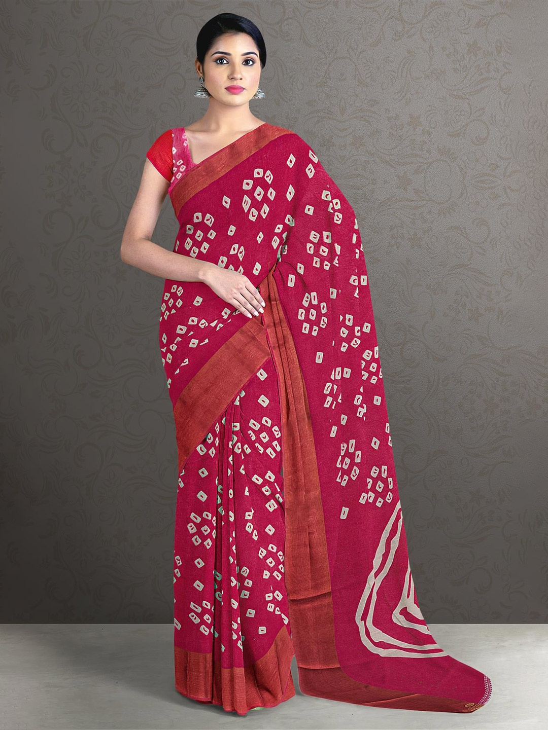 

Kalamandir Pink & Off White Printed Bandhani Saree