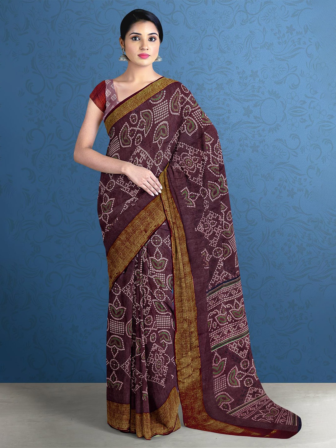 

Kalamandir Purple & White Printed Bandhani Saree