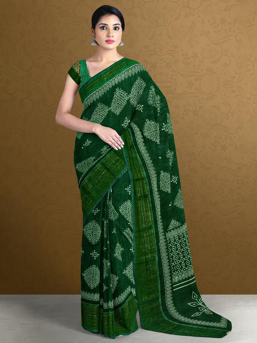 

Kalamandir Green & Off White Ethnic Motifs Saree