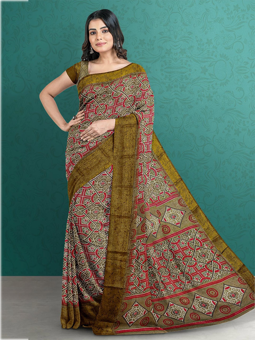 

Kalamandir Khaki & White Ethnic Motifs Saree