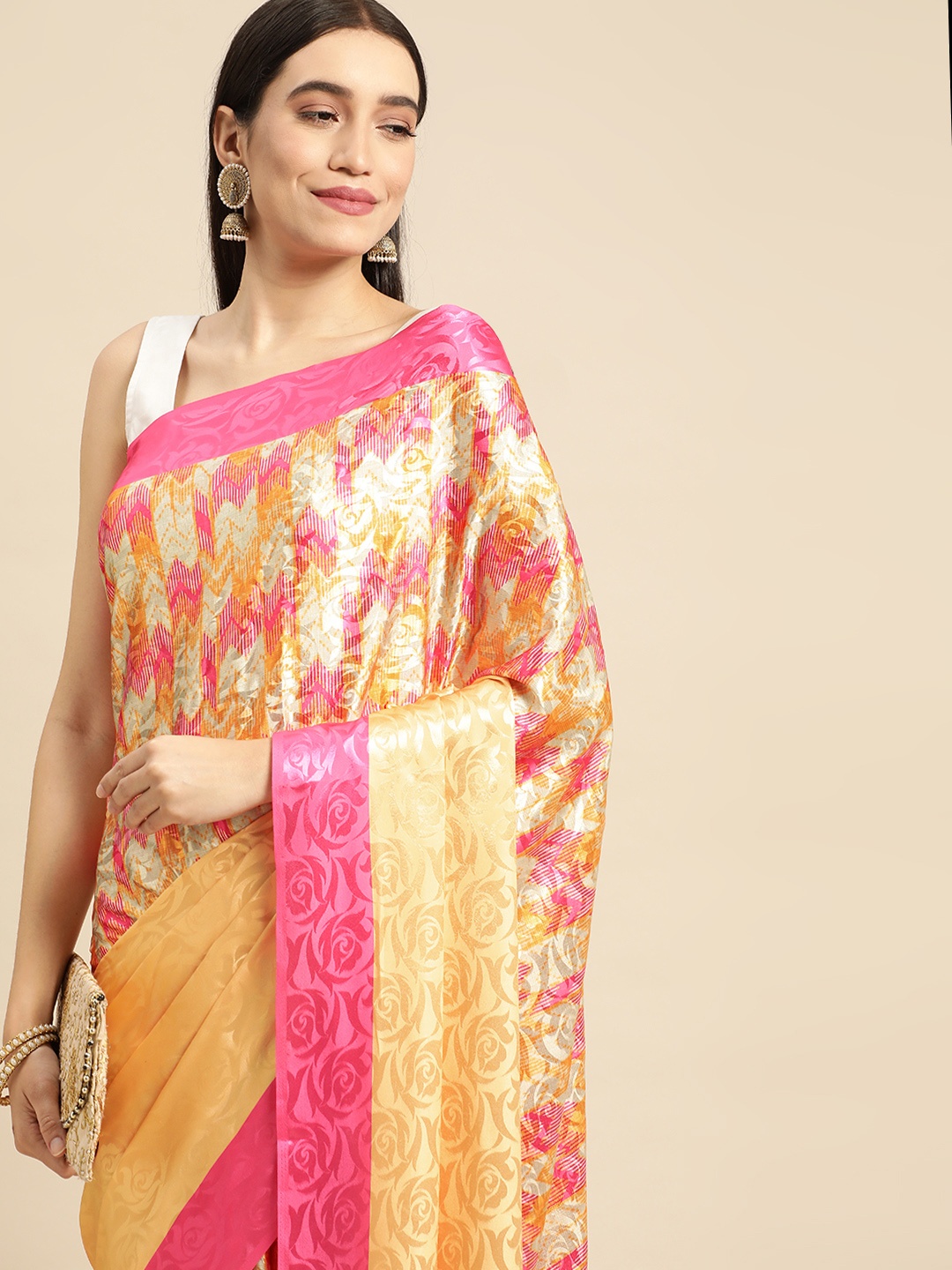 

RACHNA Pink Ethnic Motifs Satin Saree
