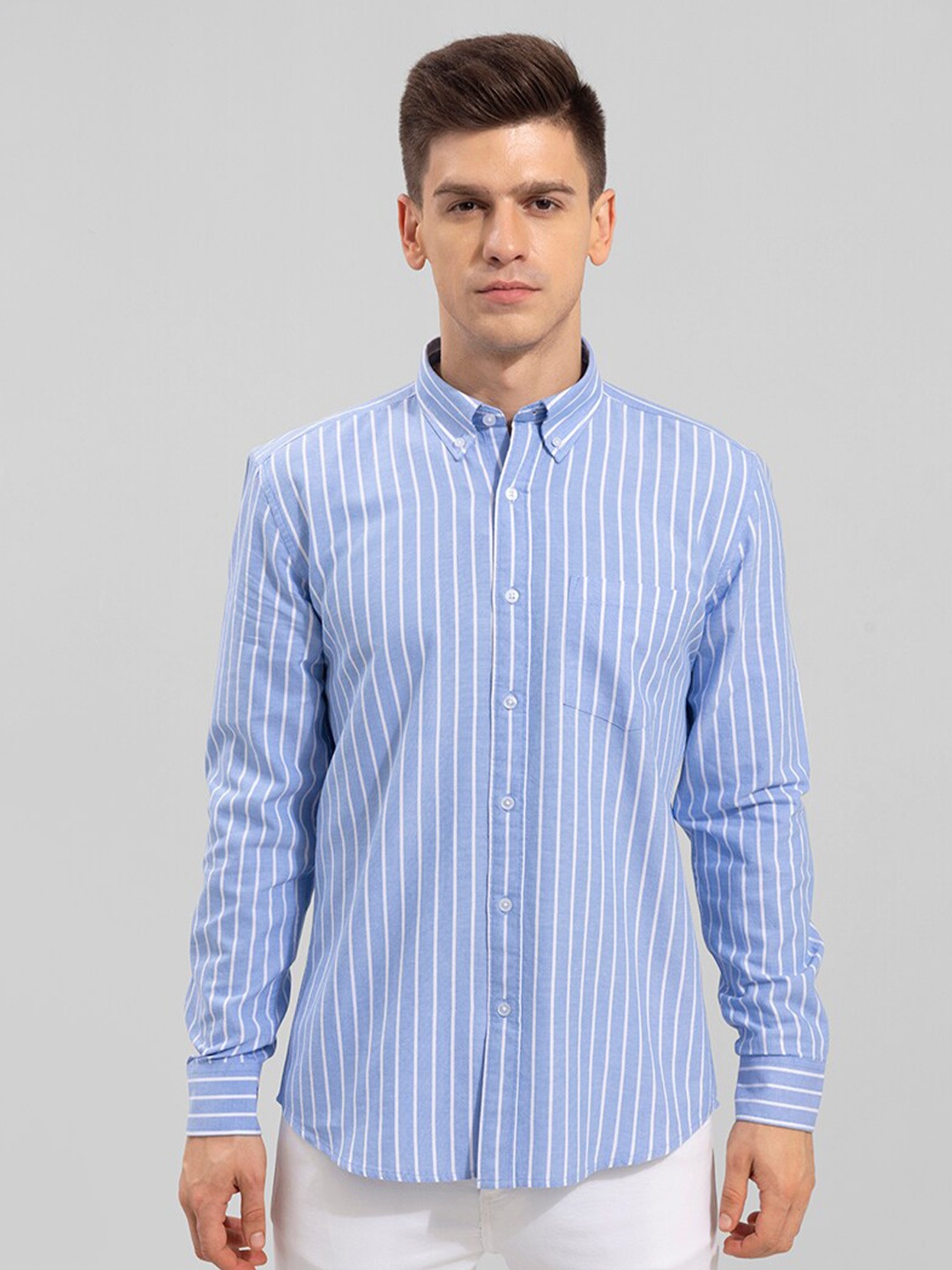 

Snitch Men Blue Slim Fit Striped Casual Shirt