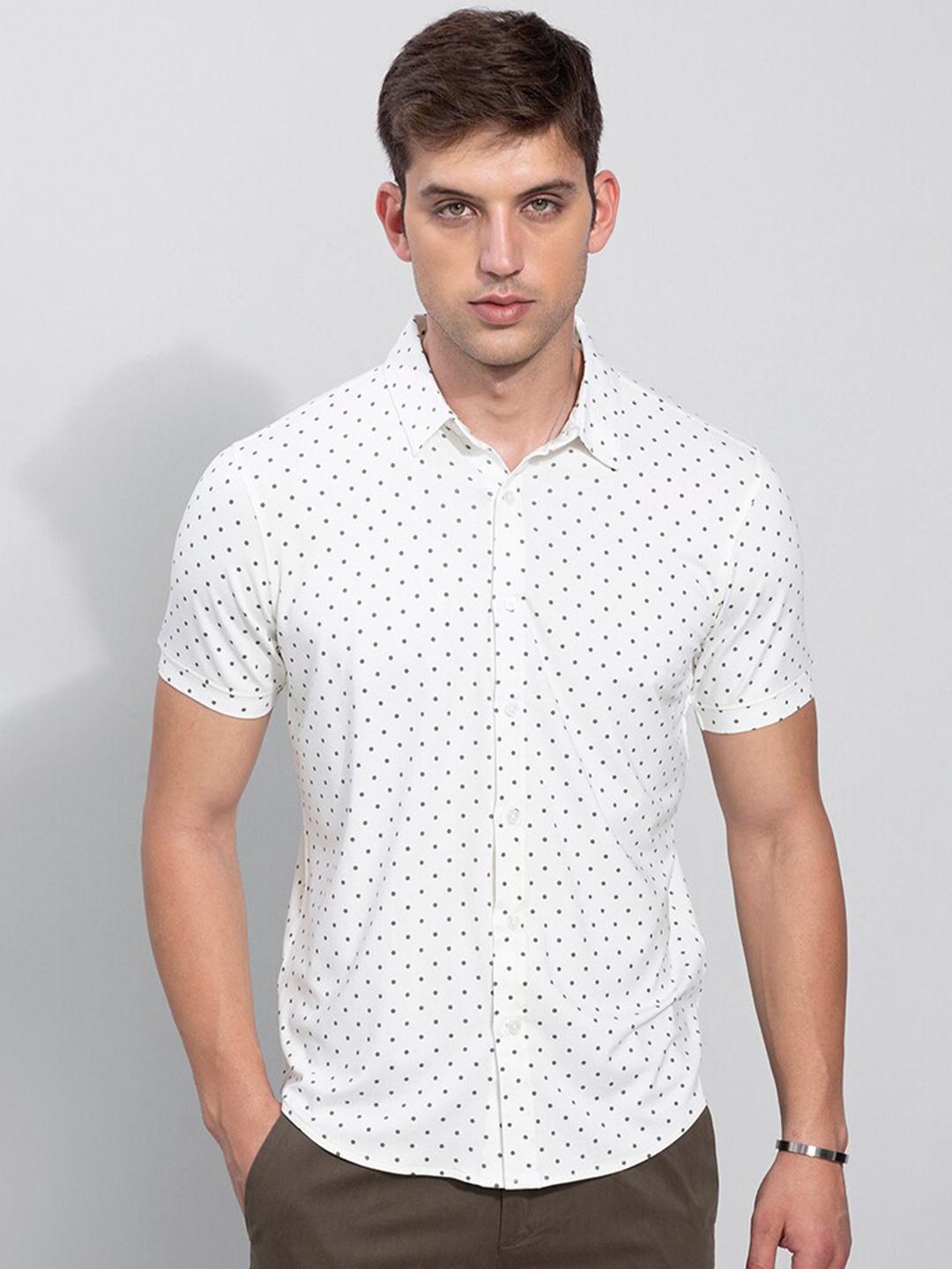 

Snitch Men White Slim Fit Printed Cotton Casual Shirt