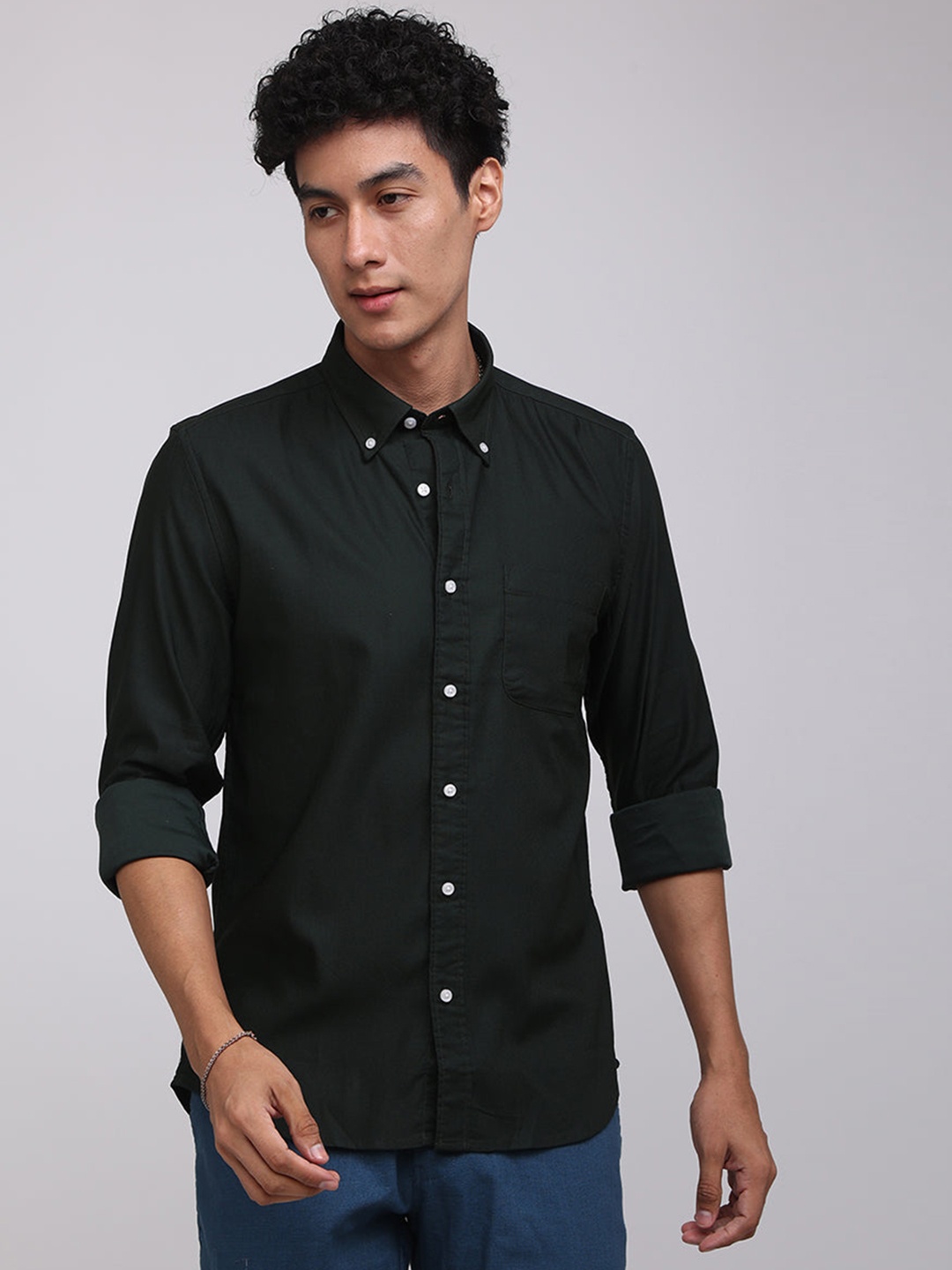 

Snitch Men Olive Green Slim Fit Cotton Casual Shirt