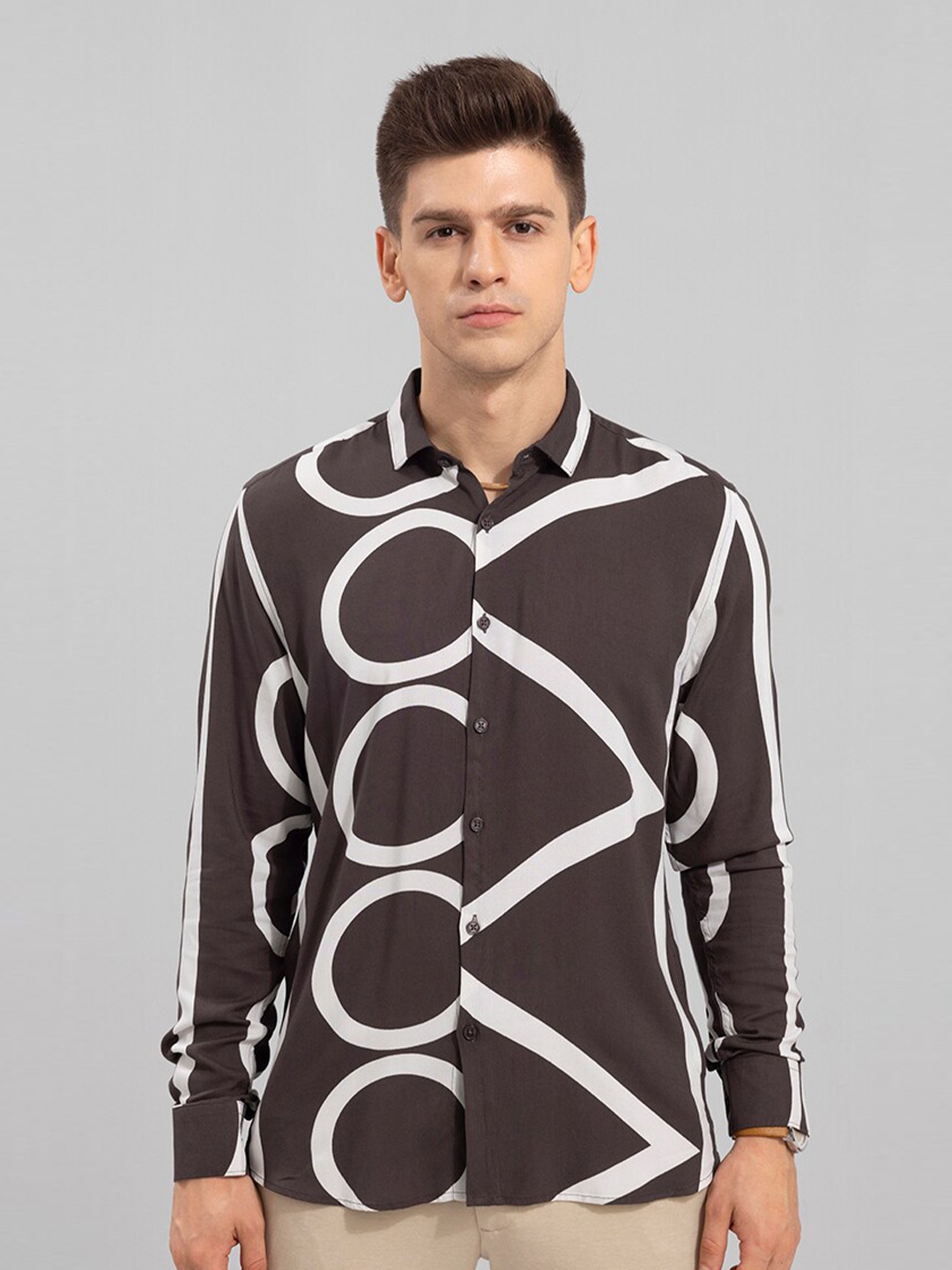 

Snitch Men Brown & White Slim Fit Printed Cotton Casual Shirt