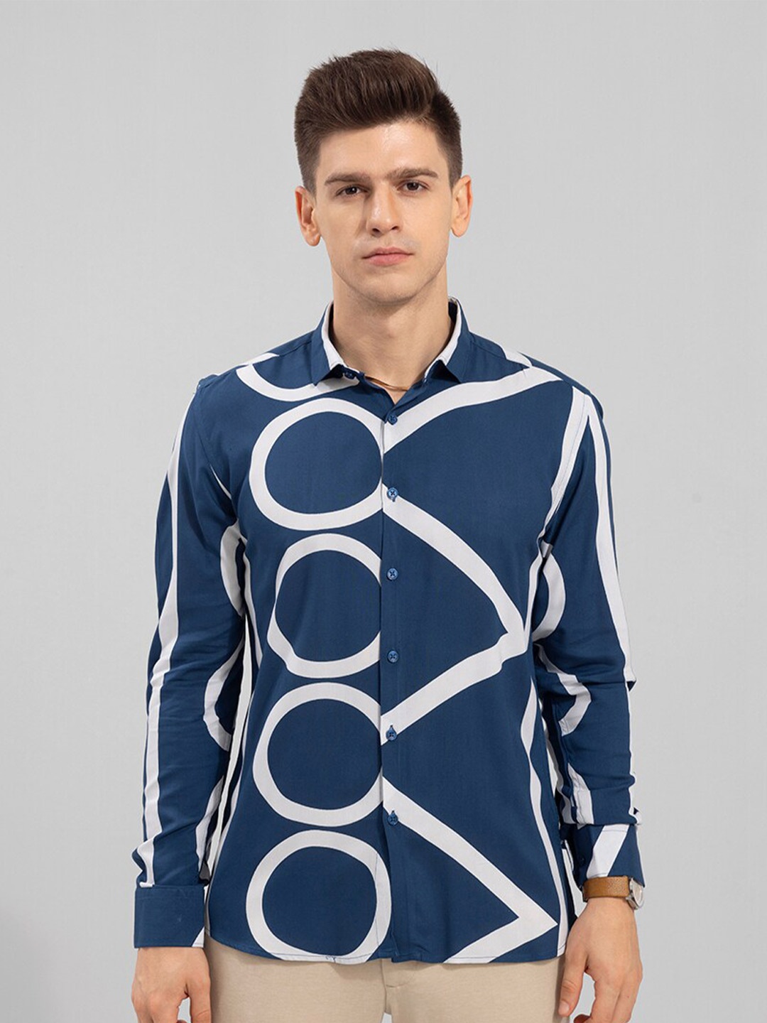 

Snitch Men Blue & White Slim Fit Printed Cotton Casual Shirt