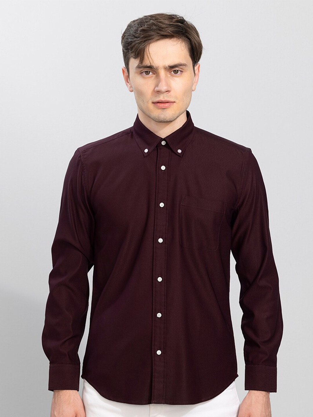 

Snitch Men Maroon Slim Fit Casual Cotton Shirt