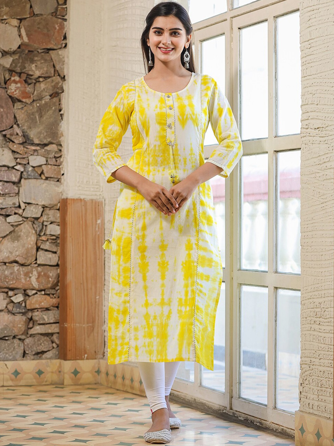 

KAAJH Printed Straight Regular Fit Cotton Kurta, Yellow