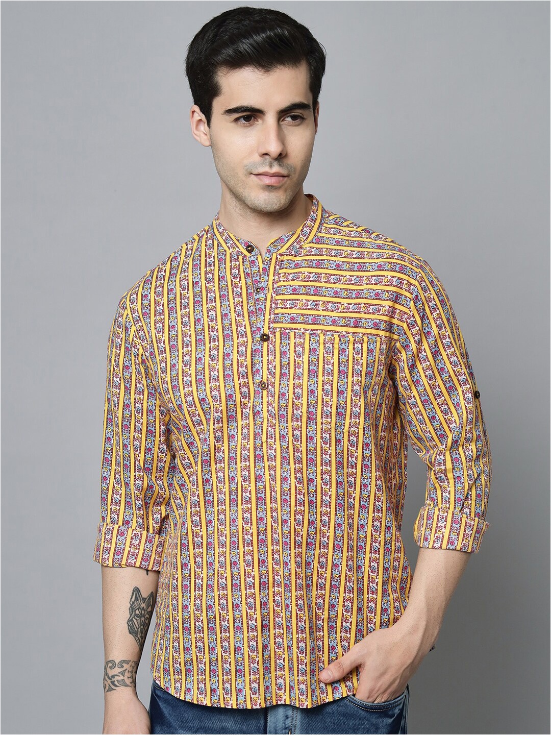 

Sutidora Men Yellow & Red Classic Printed Cotton Shirt