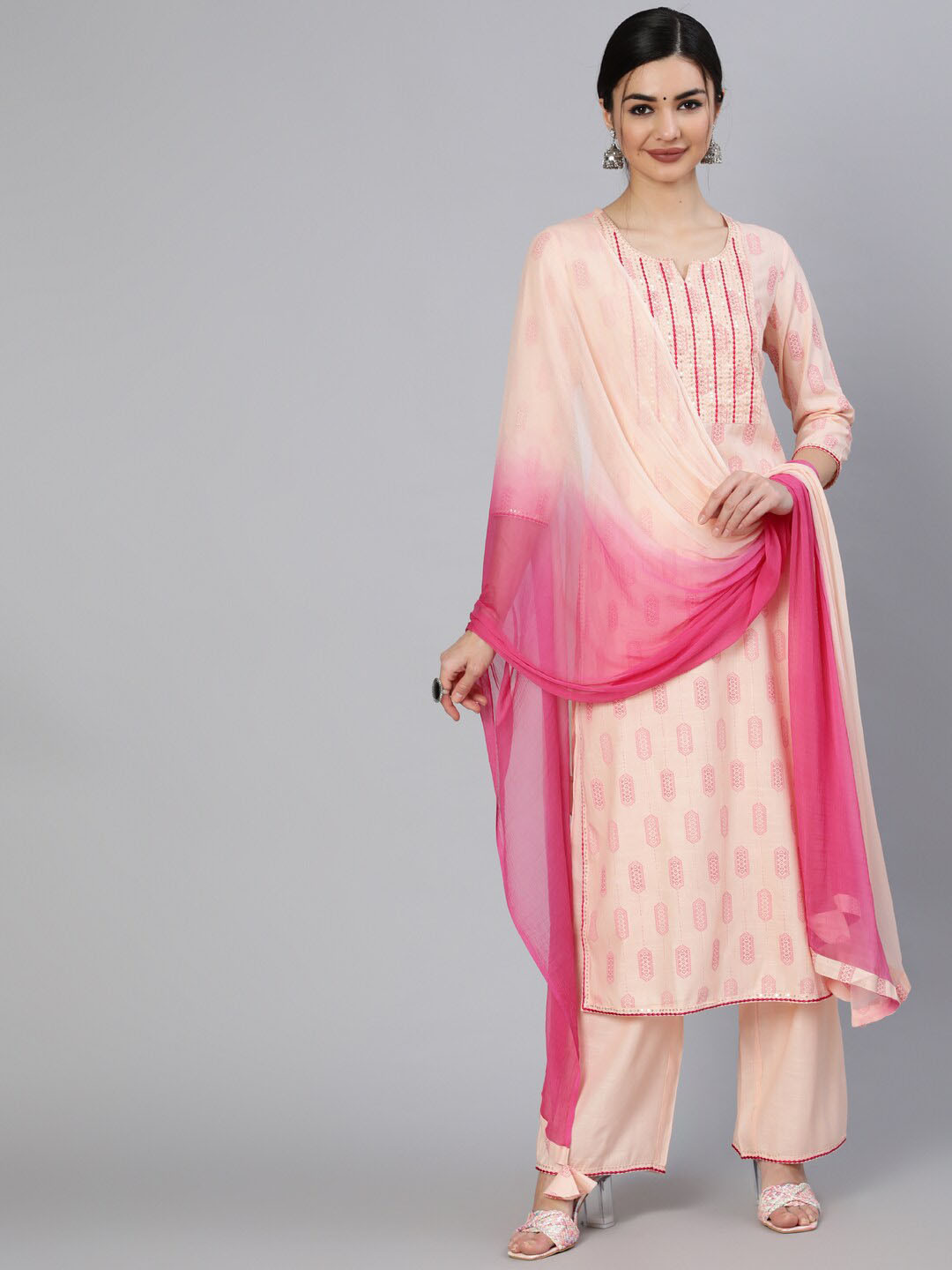 

INDIE CLOSET Women Peach & Pink Embroidered Straight Kurta with Trousers & With Dupatta