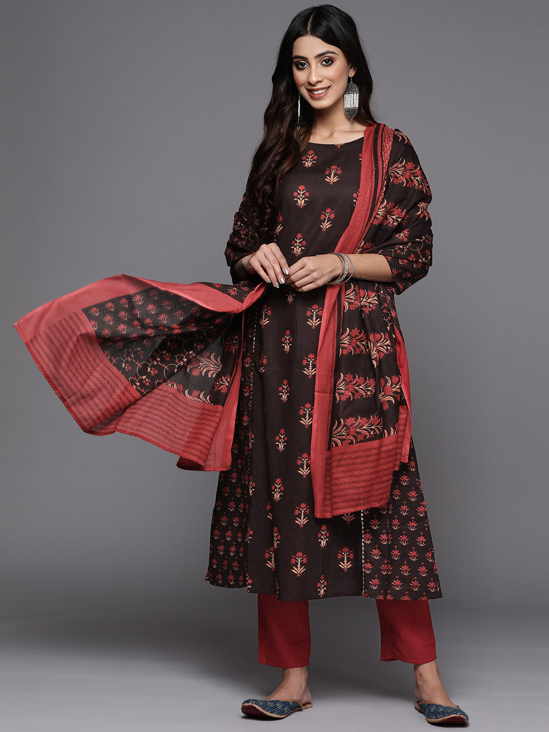 

Indo Era Women Coffee Brown Floral Printed Kurta with Trousers & With Dupatta