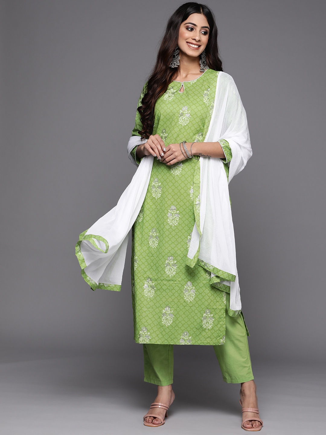 

Indo Era Women Green Floral Printed Kurta with Trousers & With Dupatta