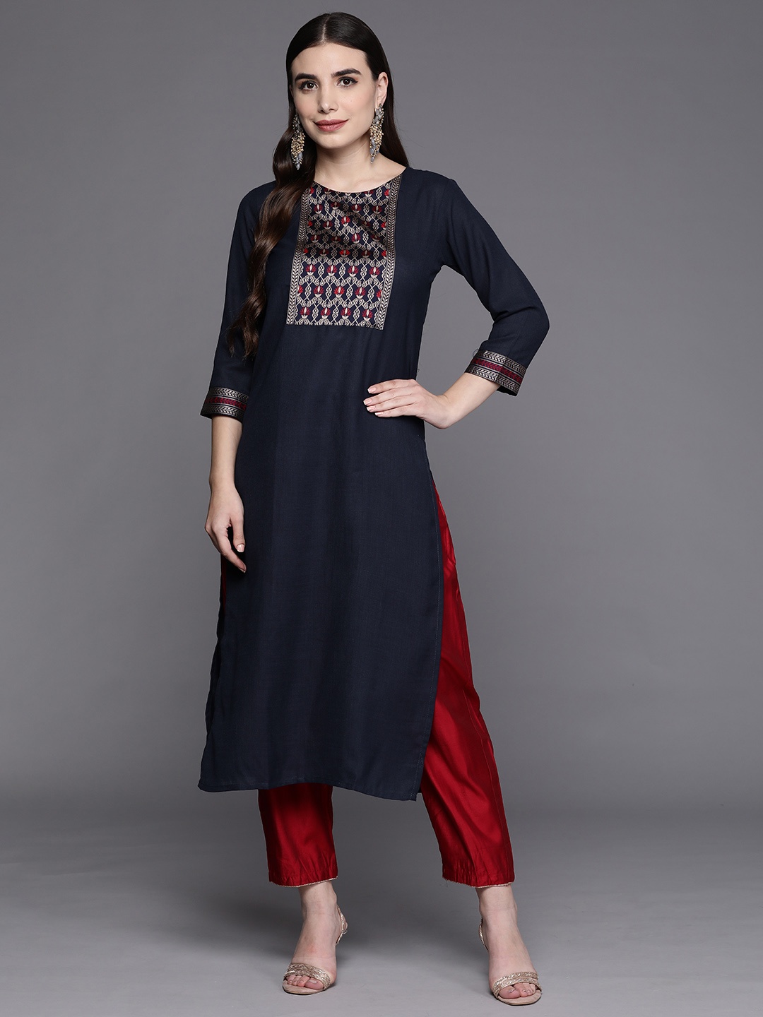 

Indo Era Women Navy Blue & Golden Woven Design Pure Cotton Kurta