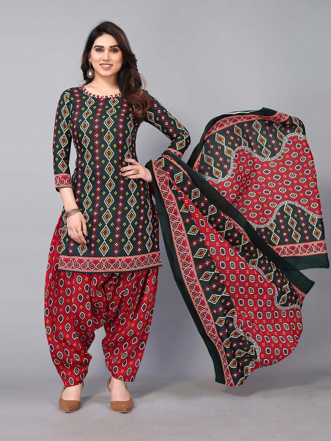

KALINI Green & Maroon Printed Unstitched Dress Material