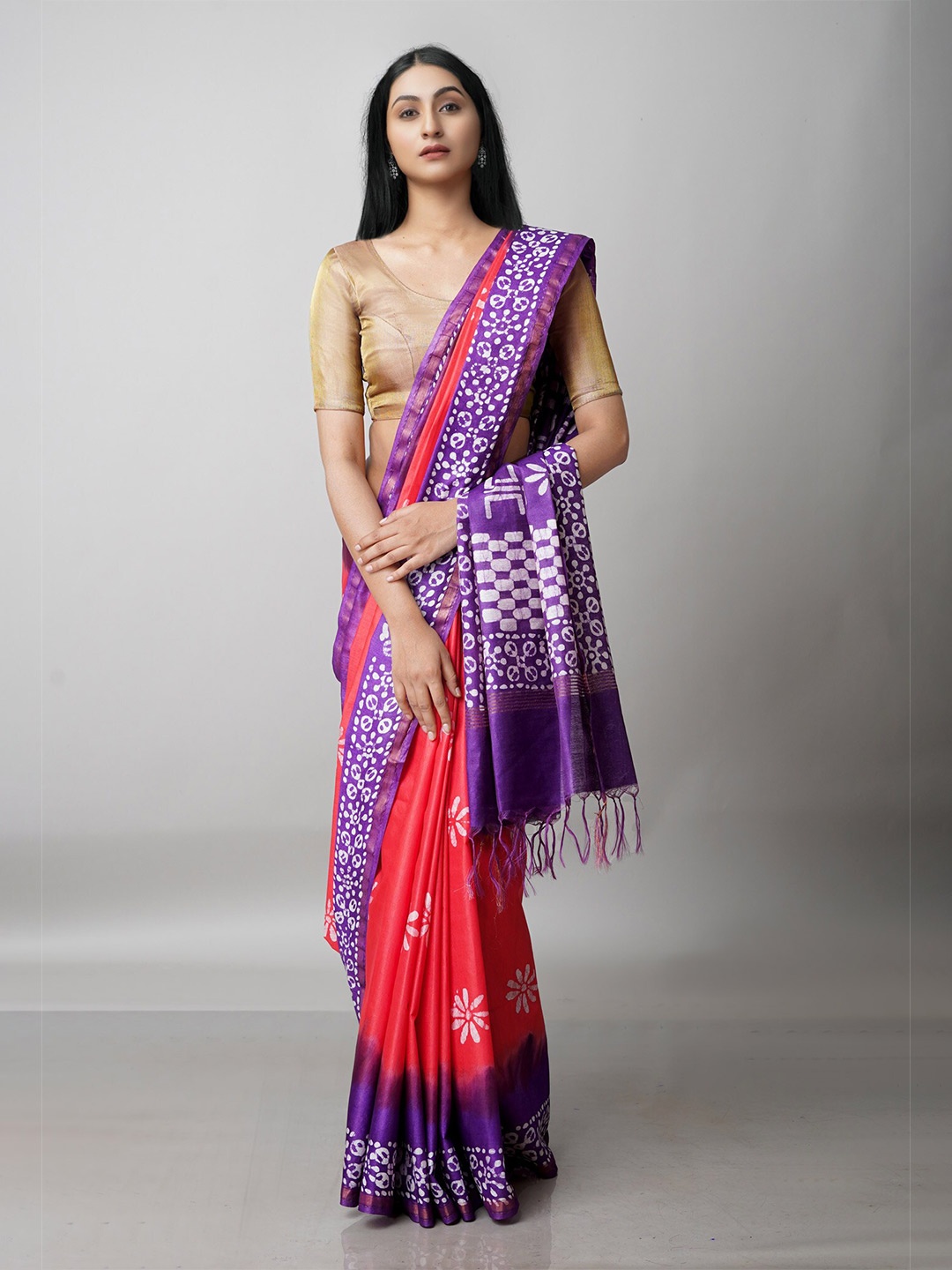 

Unnati Silks Red & Violet Batik Zari Pure Silk Handloom Chanderi Saree