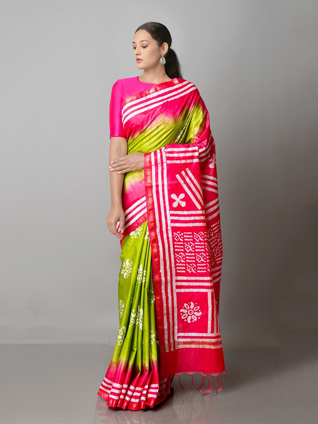 

Unnati Silks Green & Gold-Toned Batik Zari Pure Silk Handloom Chanderi Saree