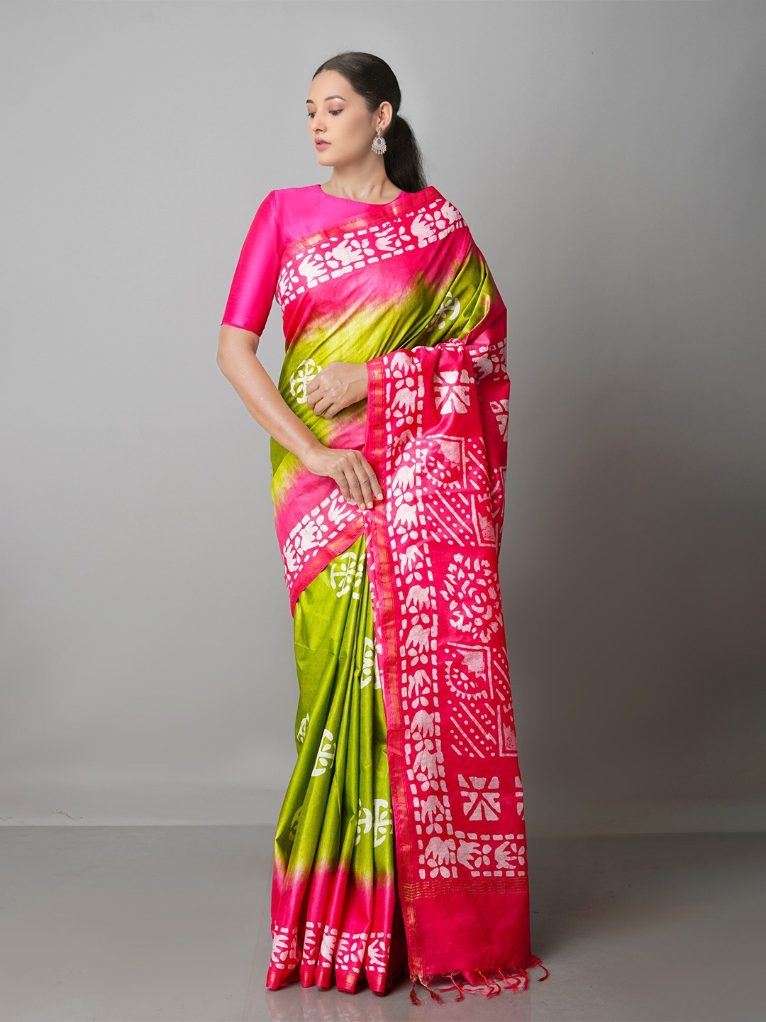 

Unnati Silks Green & Pink Batik Zari Pure Silk Handloom Chanderi Saree