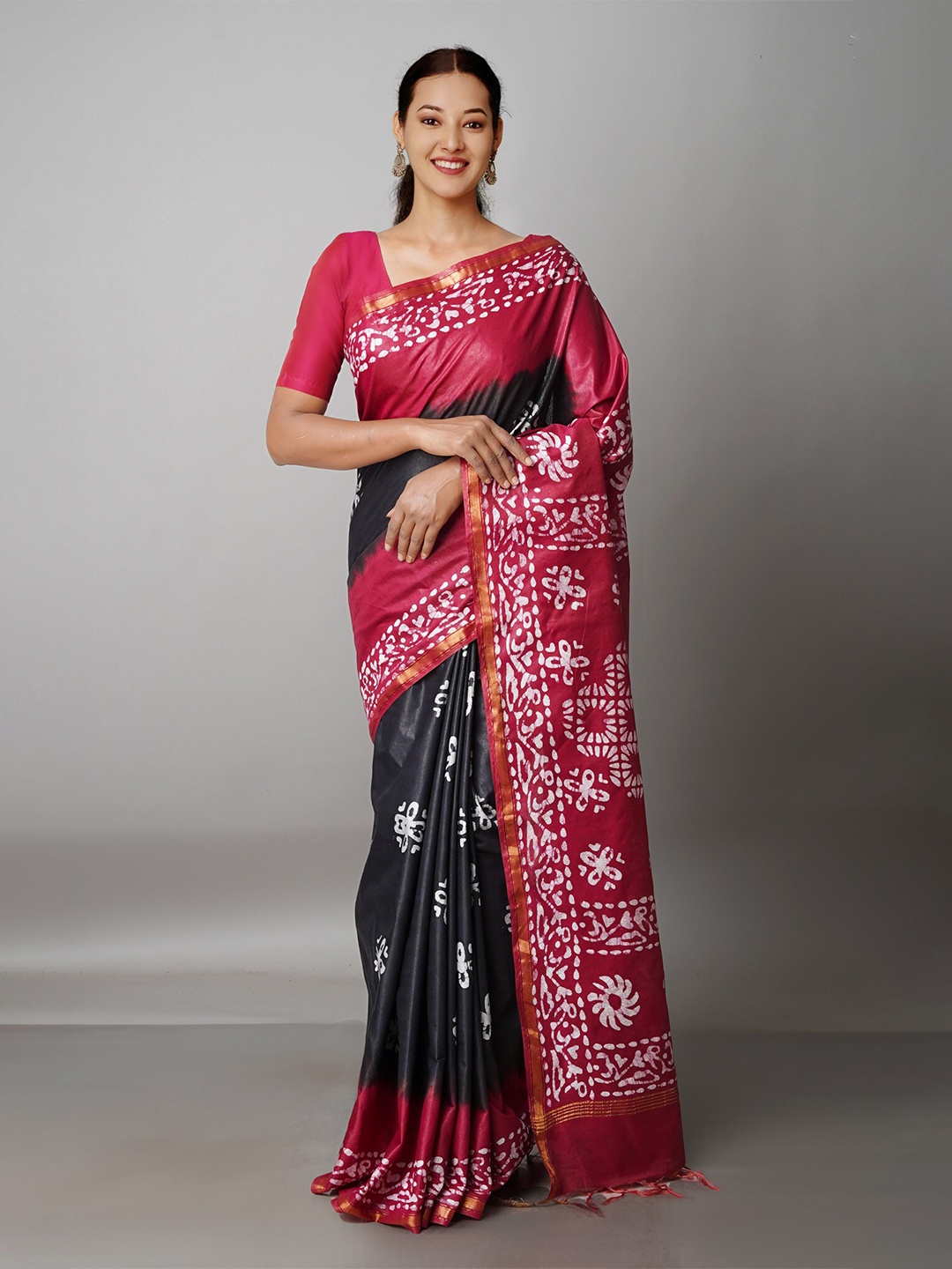 

Unnati Silks Black & Pink Batik Zari Pure Silk Handloom Chanderi Saree