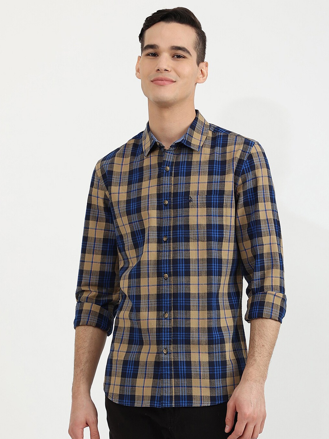 

United Colors of Benetton Men Beige Slim Fit Tartan Checks Checked Cotton Casual Shirt