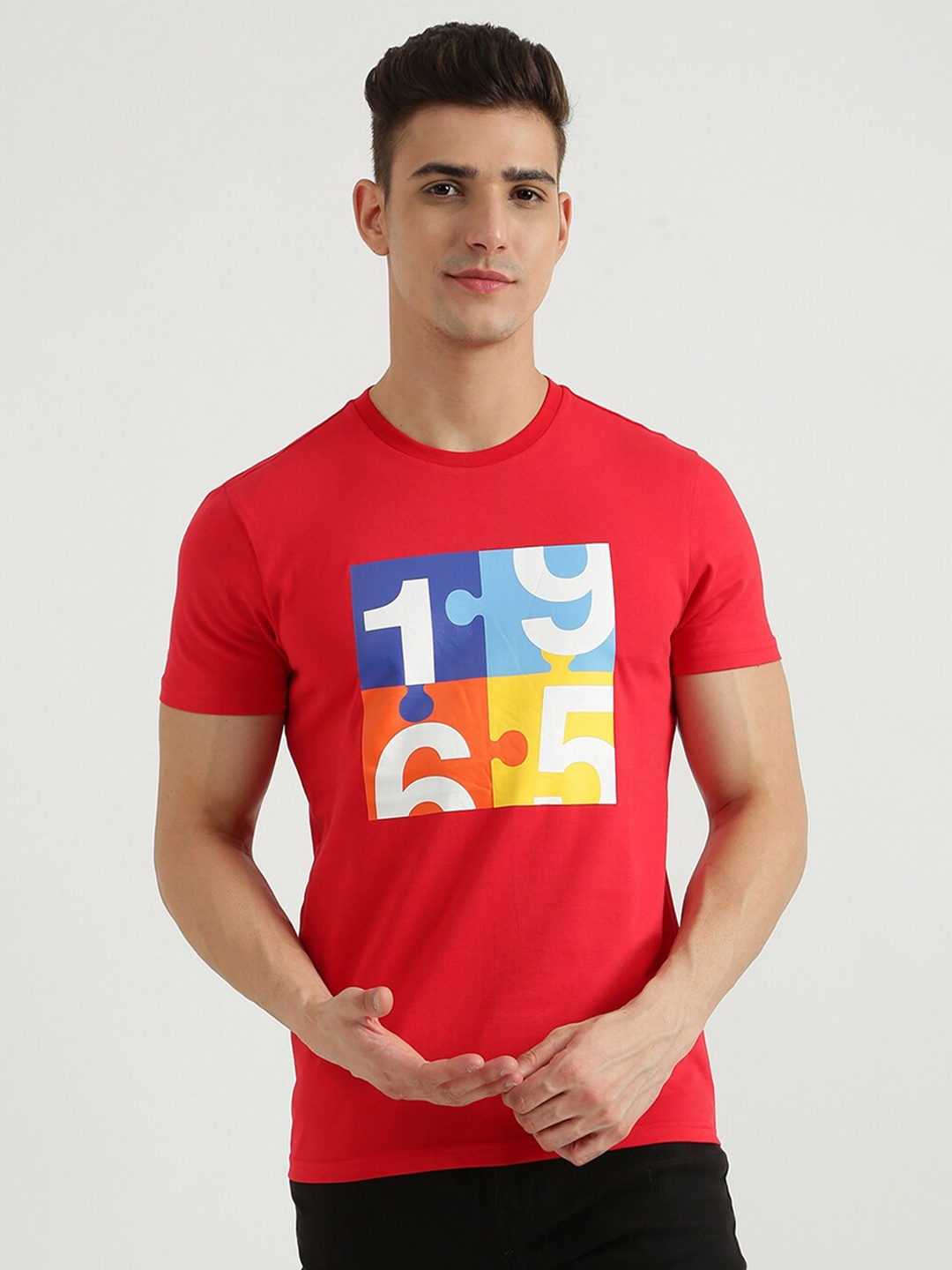 

United Colors of Benetton Men Red & Blue Printed Cotton T-shirt