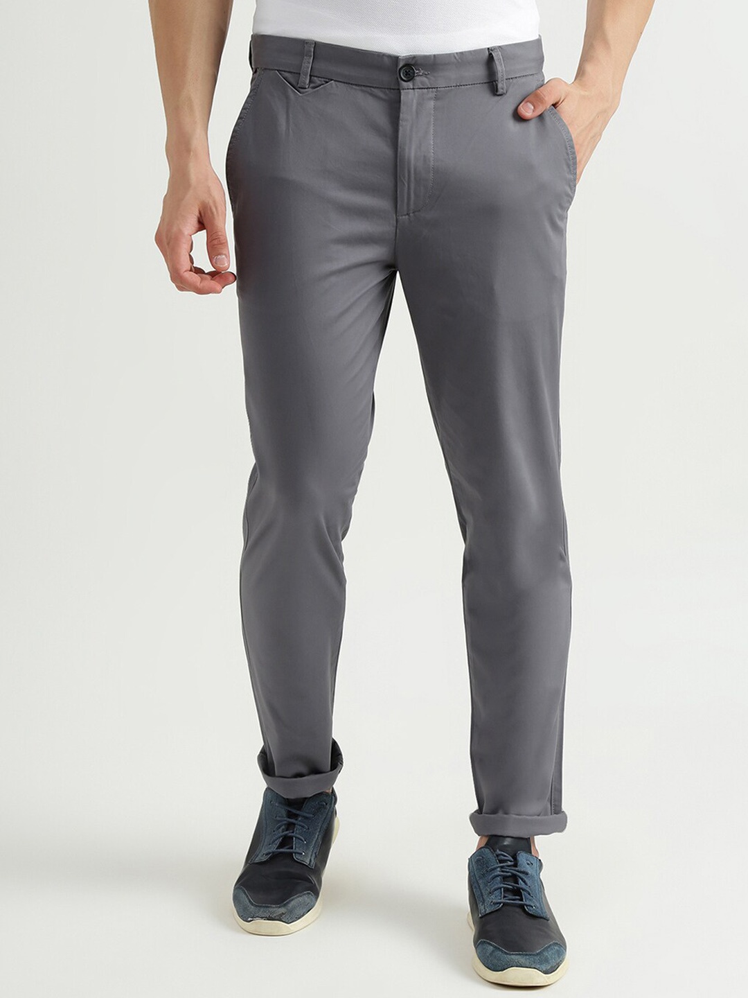 

United Colors of Benetton Men Grey Cotton Solid Slim Fit Trousers