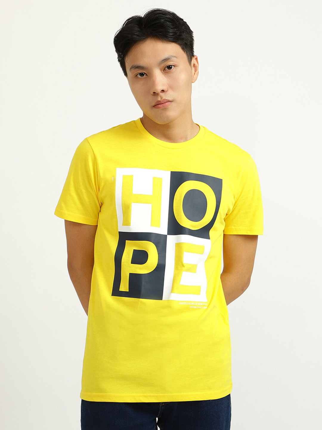 

United Colors of Benetton Men Yellow & White Typography Printed Cotton T-shirt