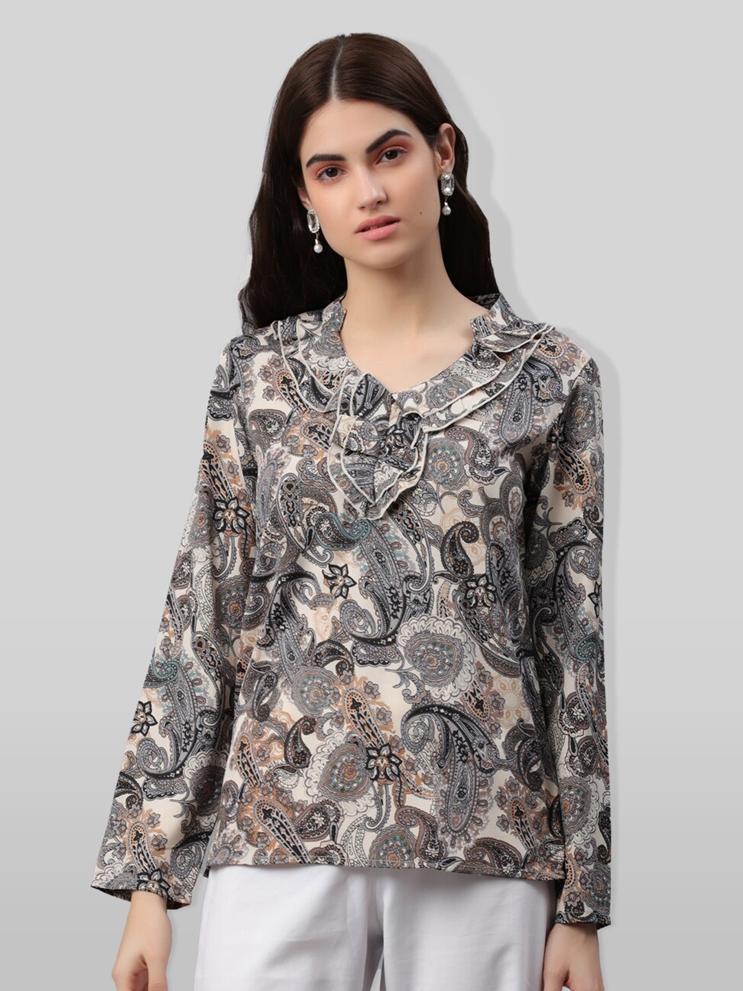 

PRETTY LOVING THING Grey Floral Print Mandarin Collar Top