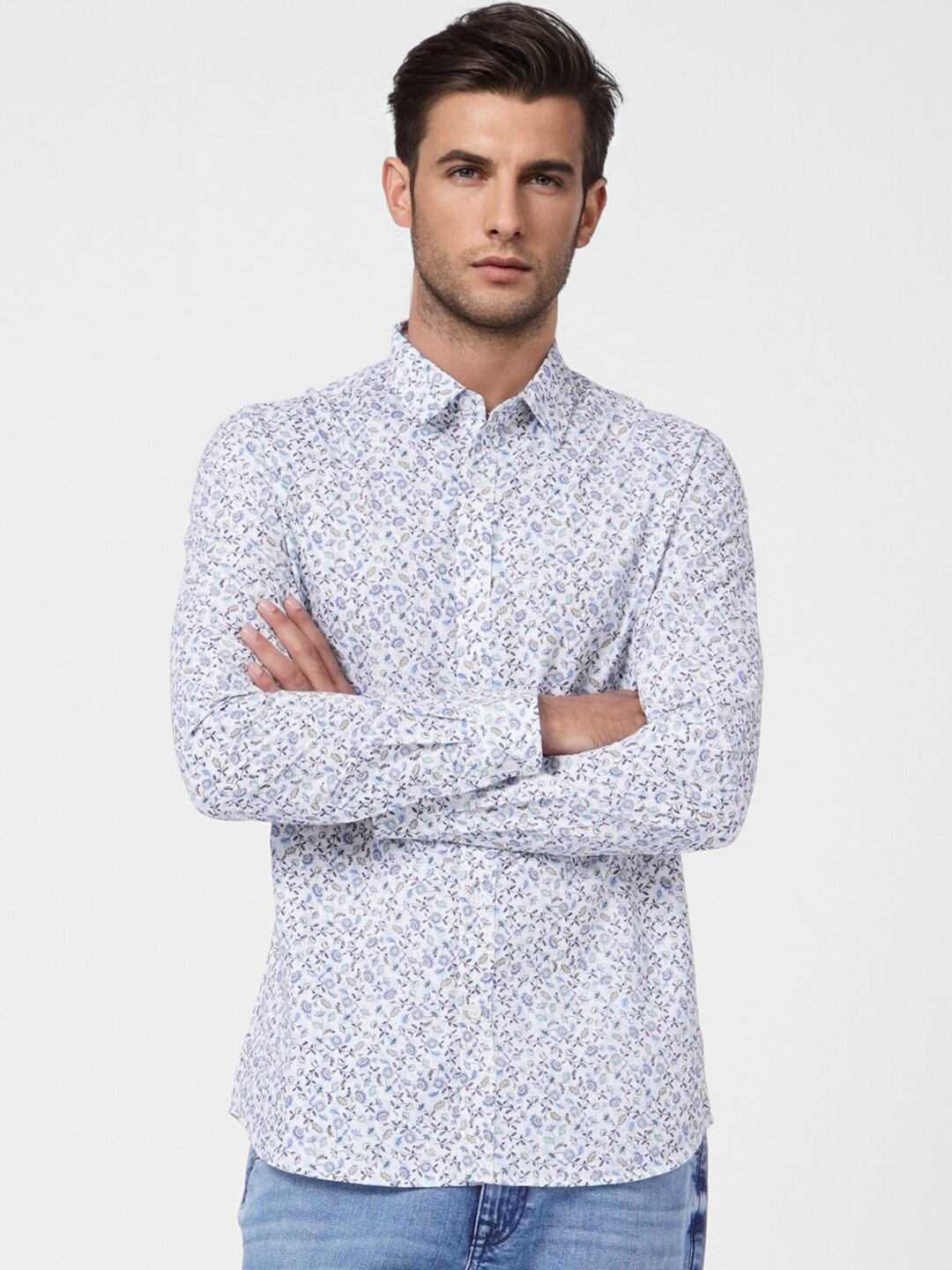 

Jack & Jones Men White Cotton Slim Fit Printed Casual Shirt