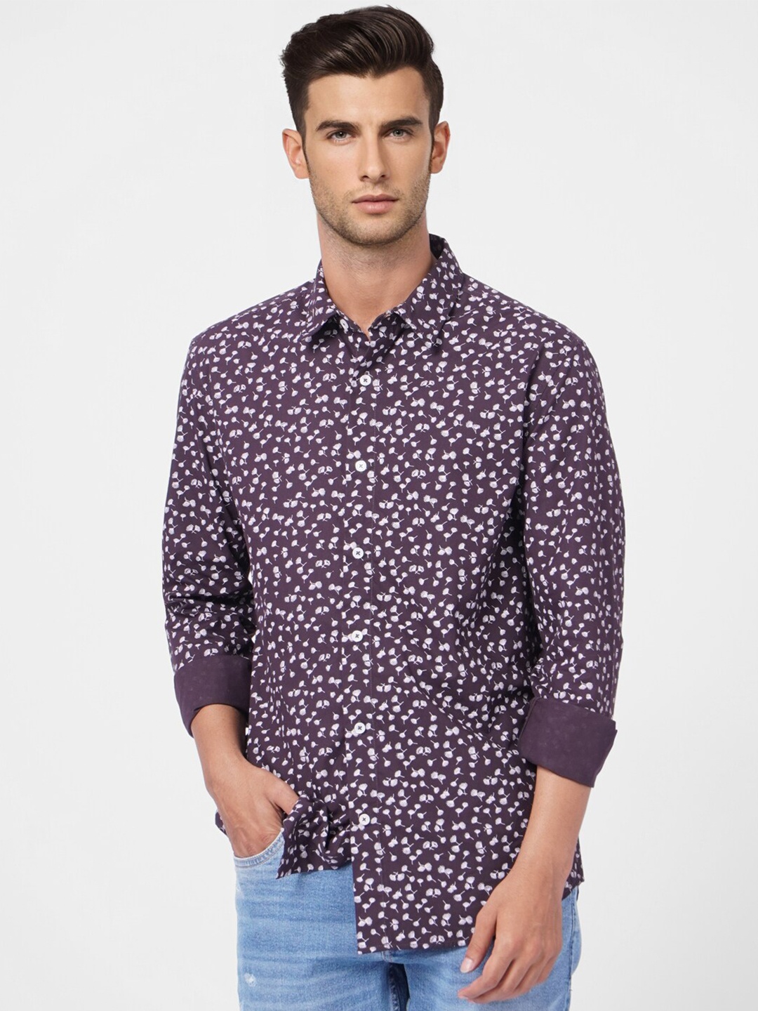 

Jack & Jones Men Purple Cotton Floral Printed Casual Shirt