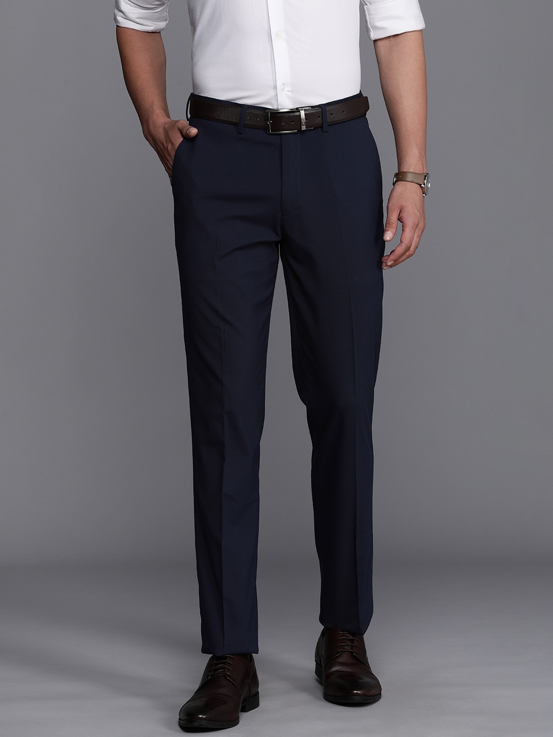 

SUITLTD Men Smart Solid Slim Fit Formal Trousers, Navy blue