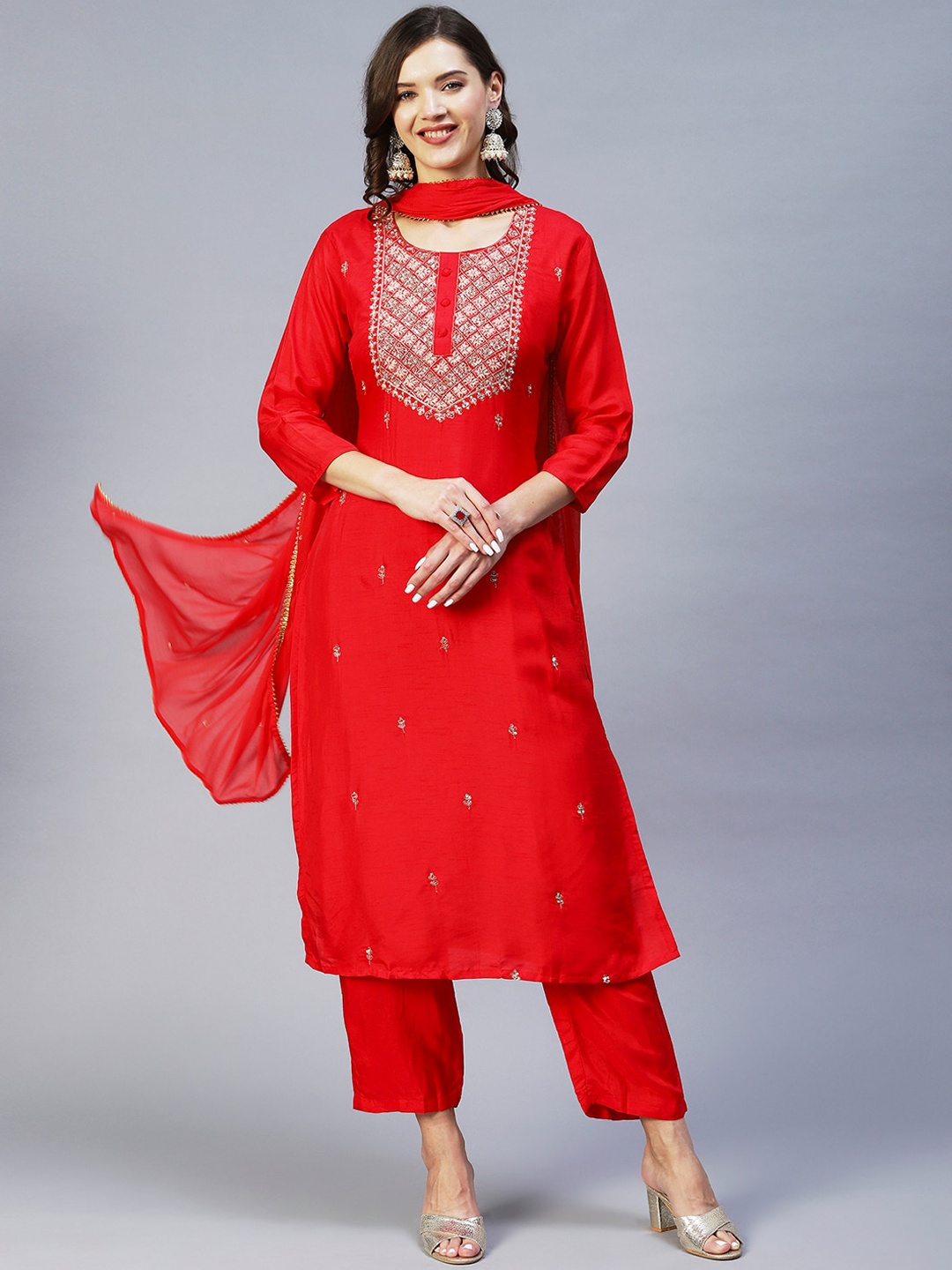 

FASHOR Women Red Ethnic Motifs Embroidered Kurta With Trousers & With Dupatta