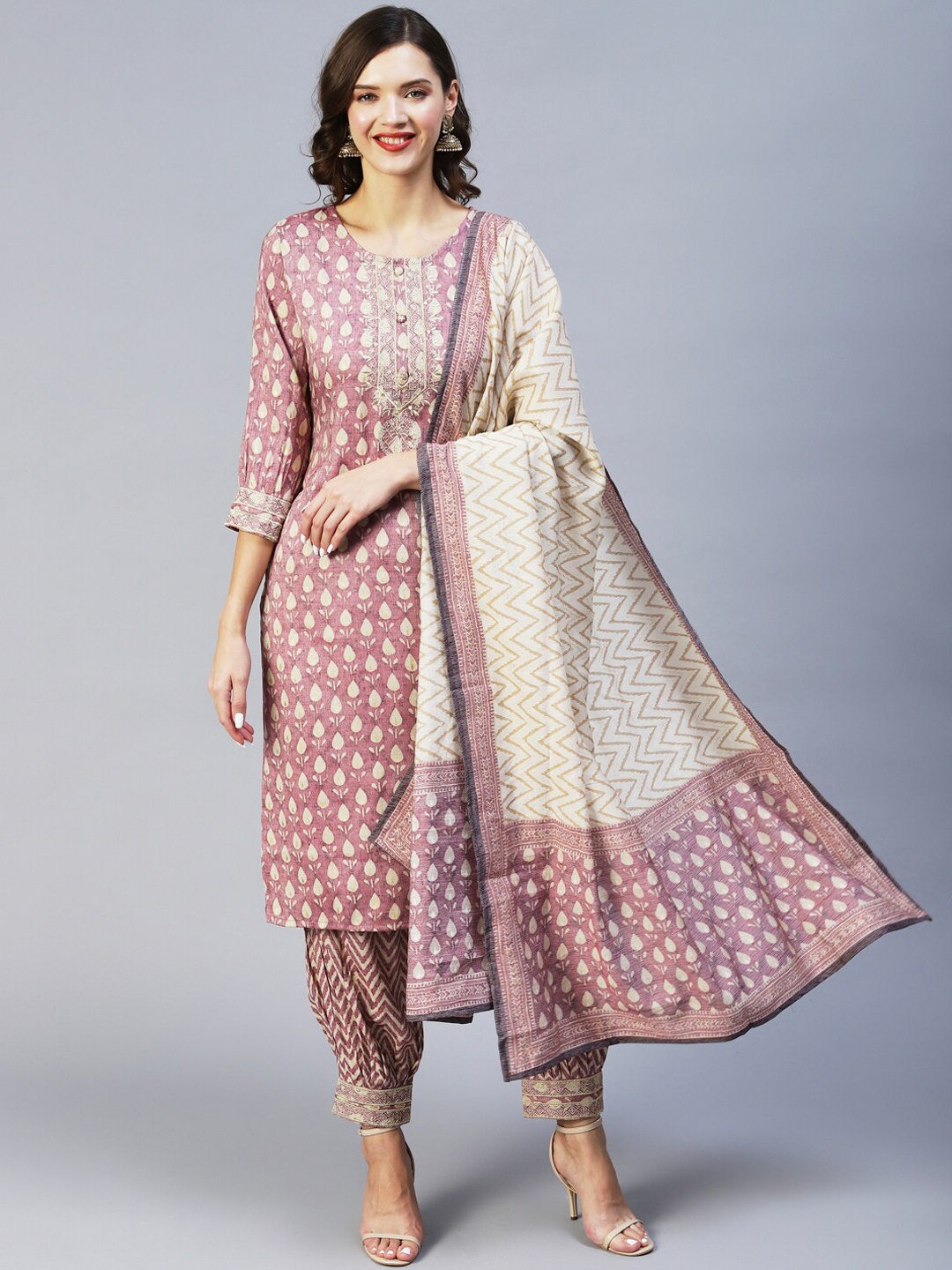 

FASHOR Women Purple Ethnic Motifs Printed Kurta With Trousers & With Dupatta