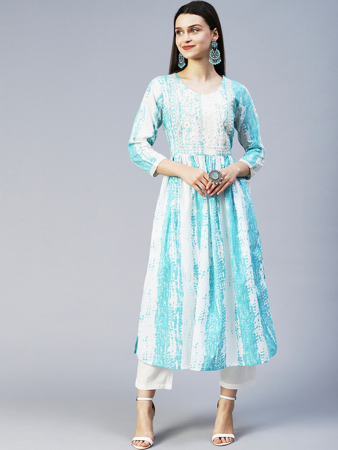 

FASHOR Women Turquoise Blue Dyed Pleated Pure Cotton Kurta With Trousers