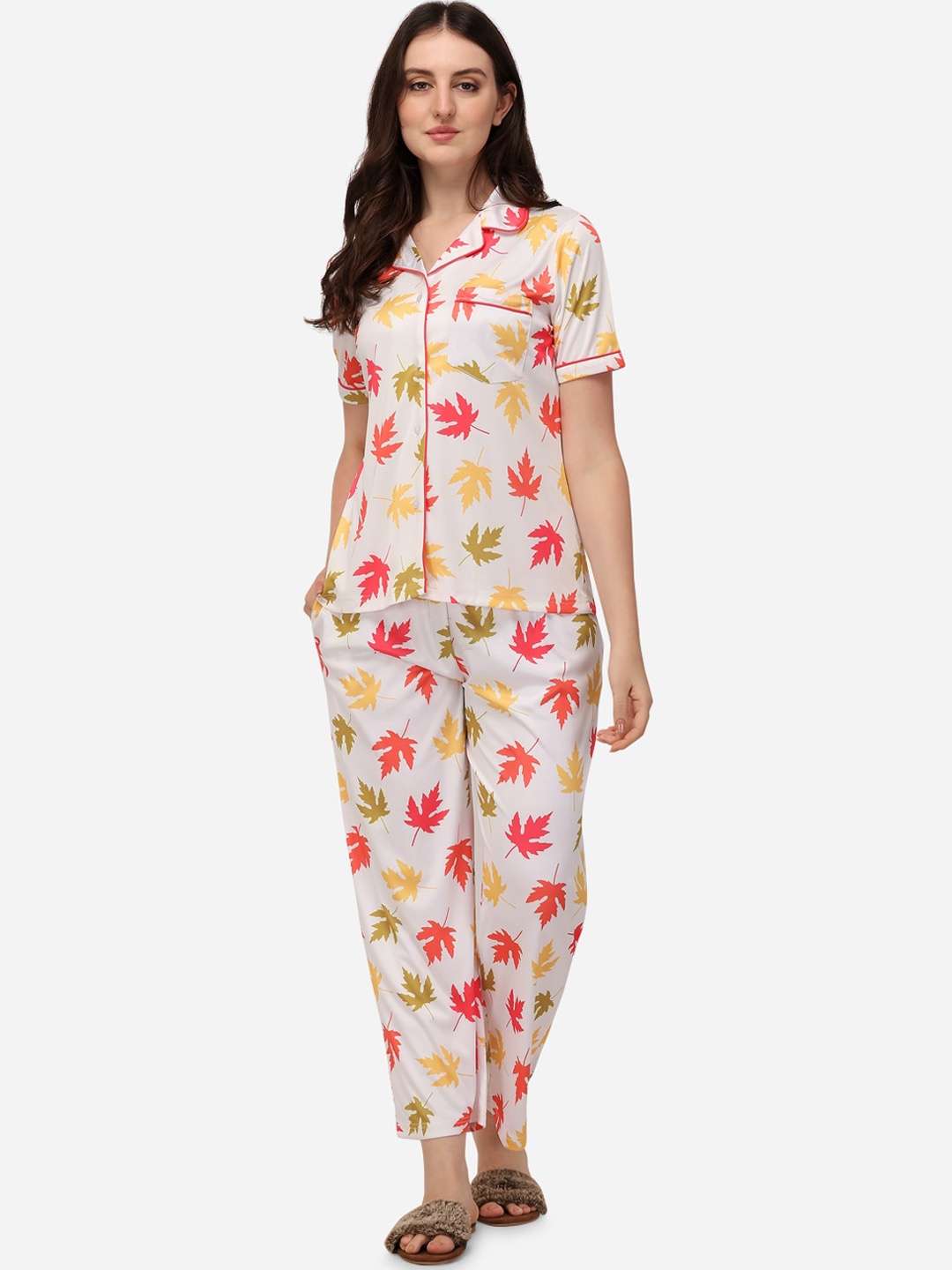 

Prettify Women White & Pink Printed Night suit