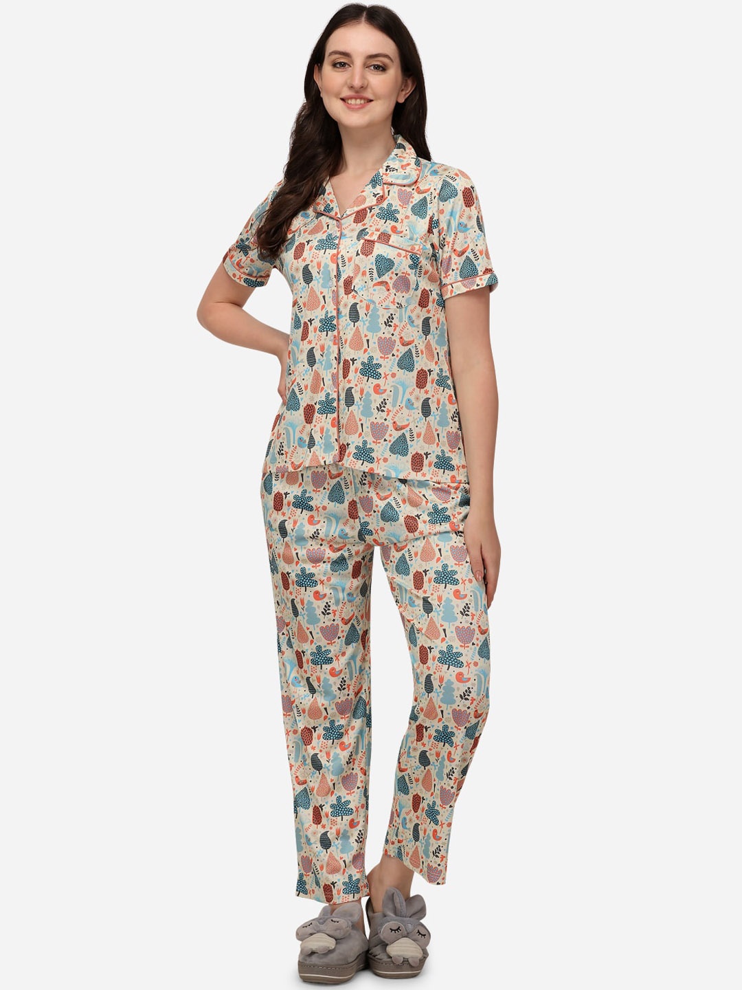 

Prettify Women Beige & White Printed Night suit
