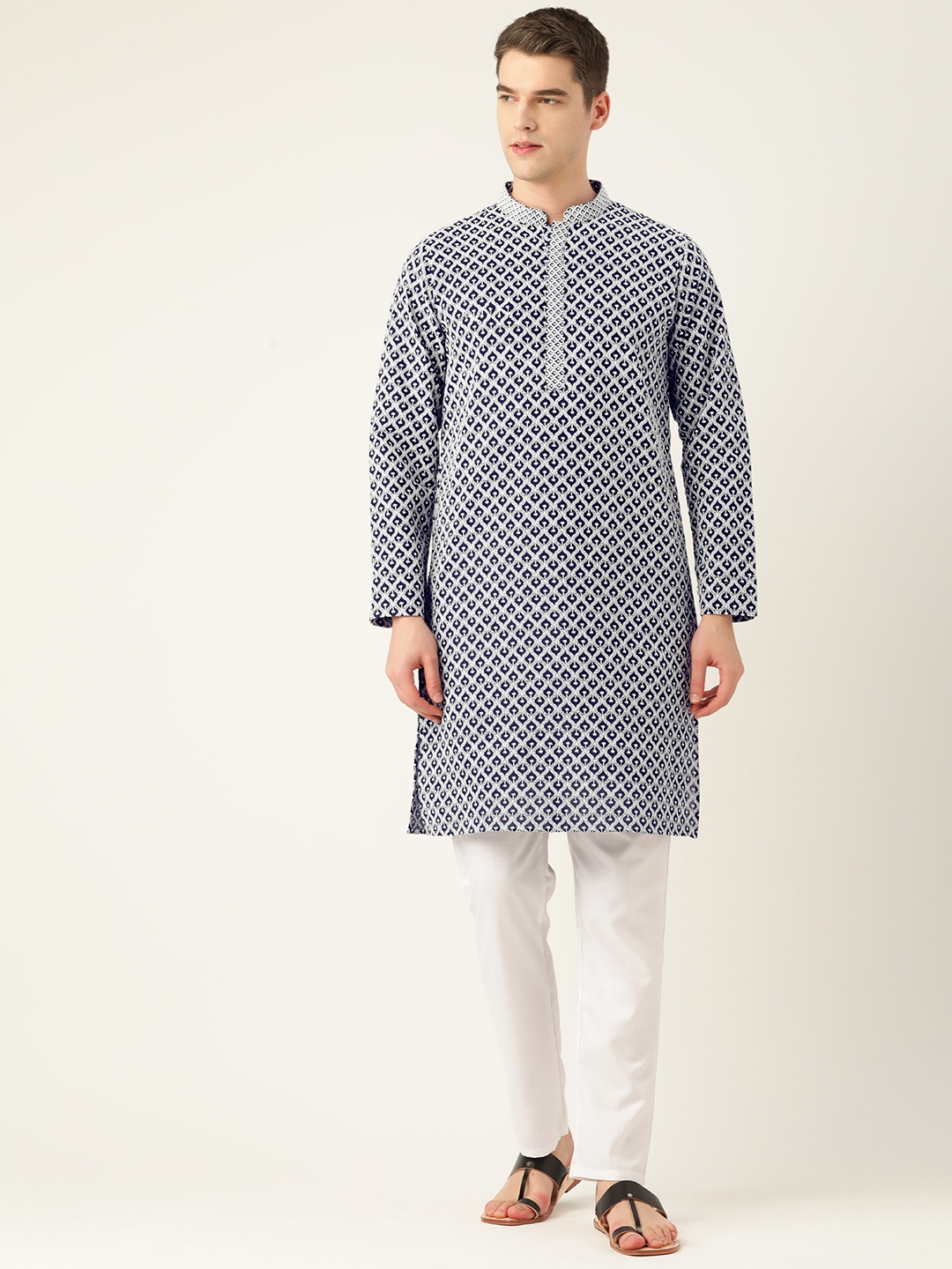 

Molly & Michel Men Navy Blue Ethnic Motifs Embroidered Pure Cotton Kurta with Pyjamas
