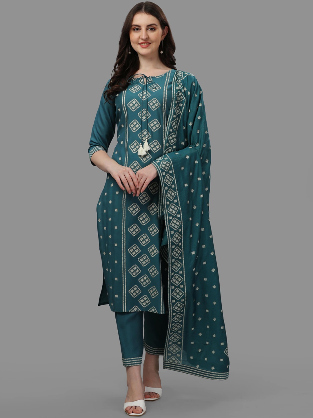 

Berrylicious Women Teal Printed Chanderi Cotton Kurta with Trousers & Dupatta