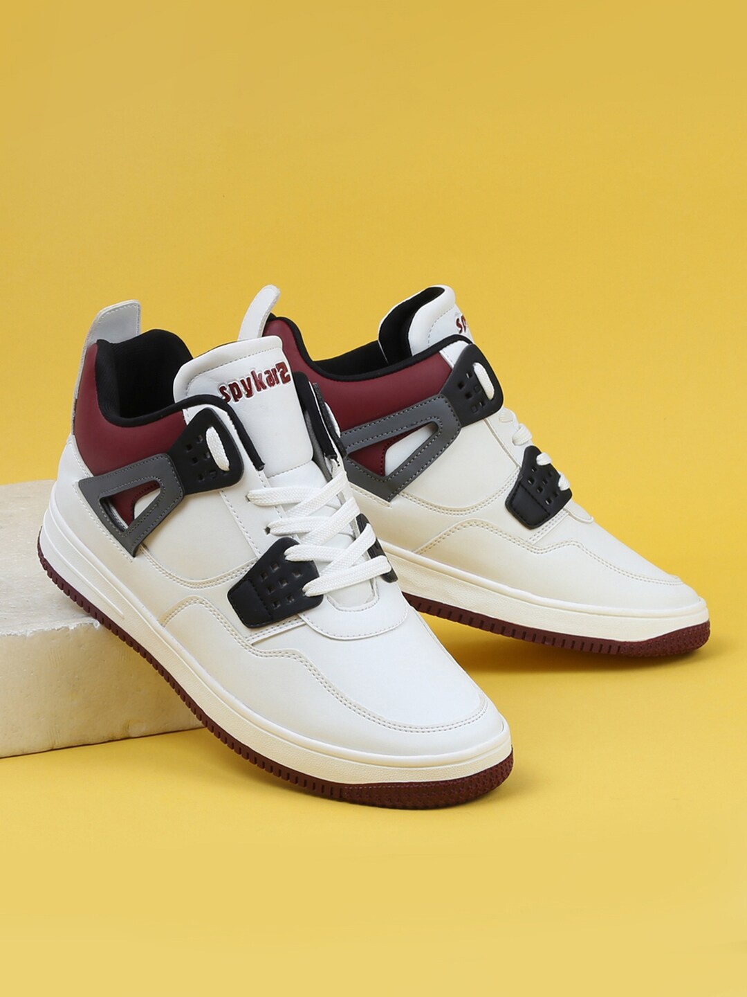 

SPYKAR Men Ben White & Maroon Colour Blocked High Top Sneakers